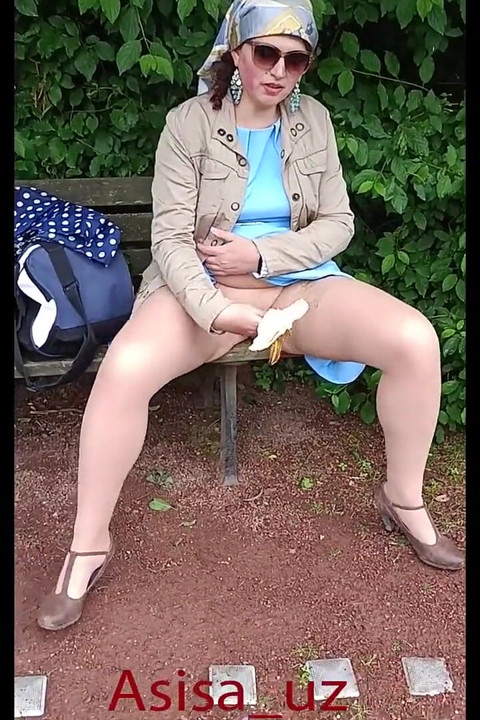 Muslim Woman Gives Head in City Park, Takes off Panties and Pees,shows Her Pussy.