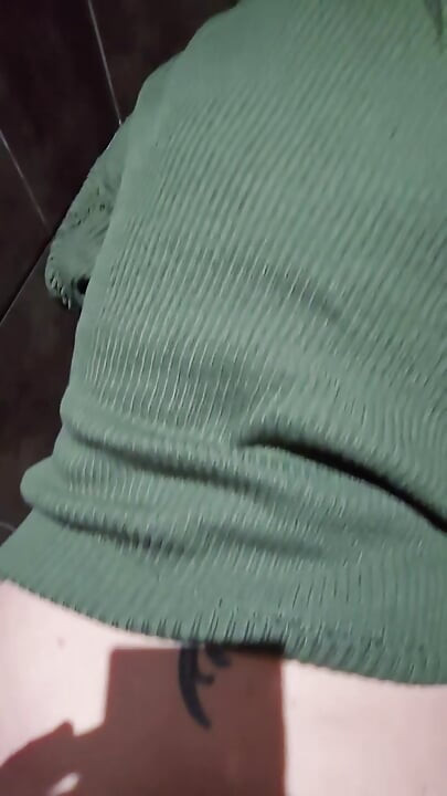 Massive and messy creampie in amateur milfs pussy