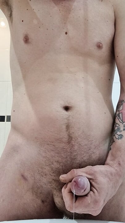 Great cum shot... unloading