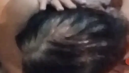 Güzel karımın deliği fışkırtıyor