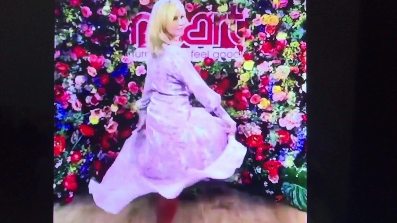 Amanda Holden Panties: Blonde Blonde Porn