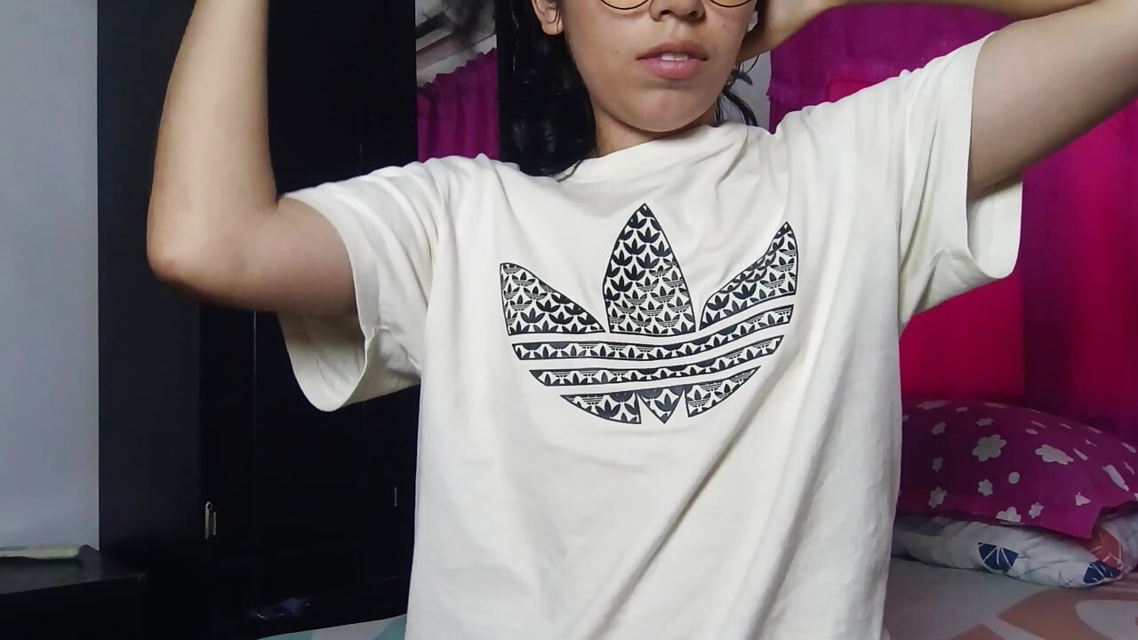 Aku suka mengirim video panas ini ke suggarku