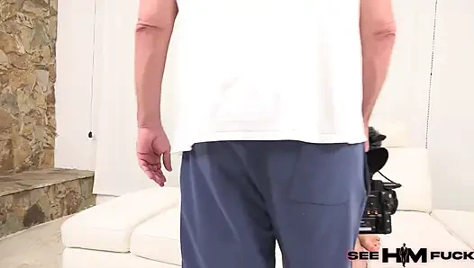 Nade Nasty раздвигает задницу Alice Thunder во время секса за кулисами!