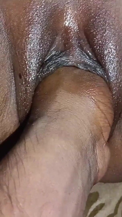 I put my hand in the hole india hasbend and wife Bangla audio clear pusssy hand | Clip 1