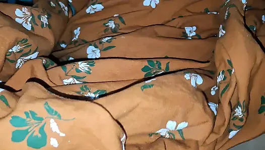 Banuu semok ngentot sama ayah tirinya