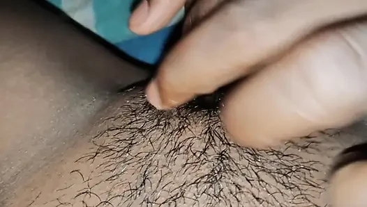 Hintli kız benim tarafından sert sikiliyor