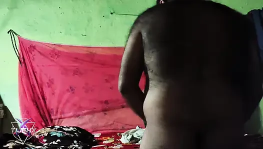 Indian Boy Fucking Sexy Hot Bhabi in Her Room