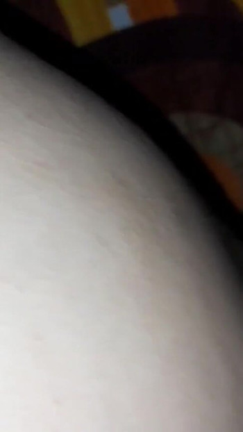 Detik menakjubkan dari "seks pagi Bhabi panas"