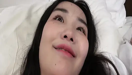 P117G04 A busty beauty I found on a Korean match app! Fly to the site and have sex exchange!