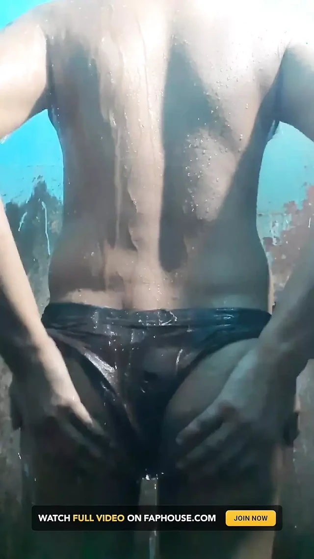 18 Year Old India Boy Masterbate in Shower