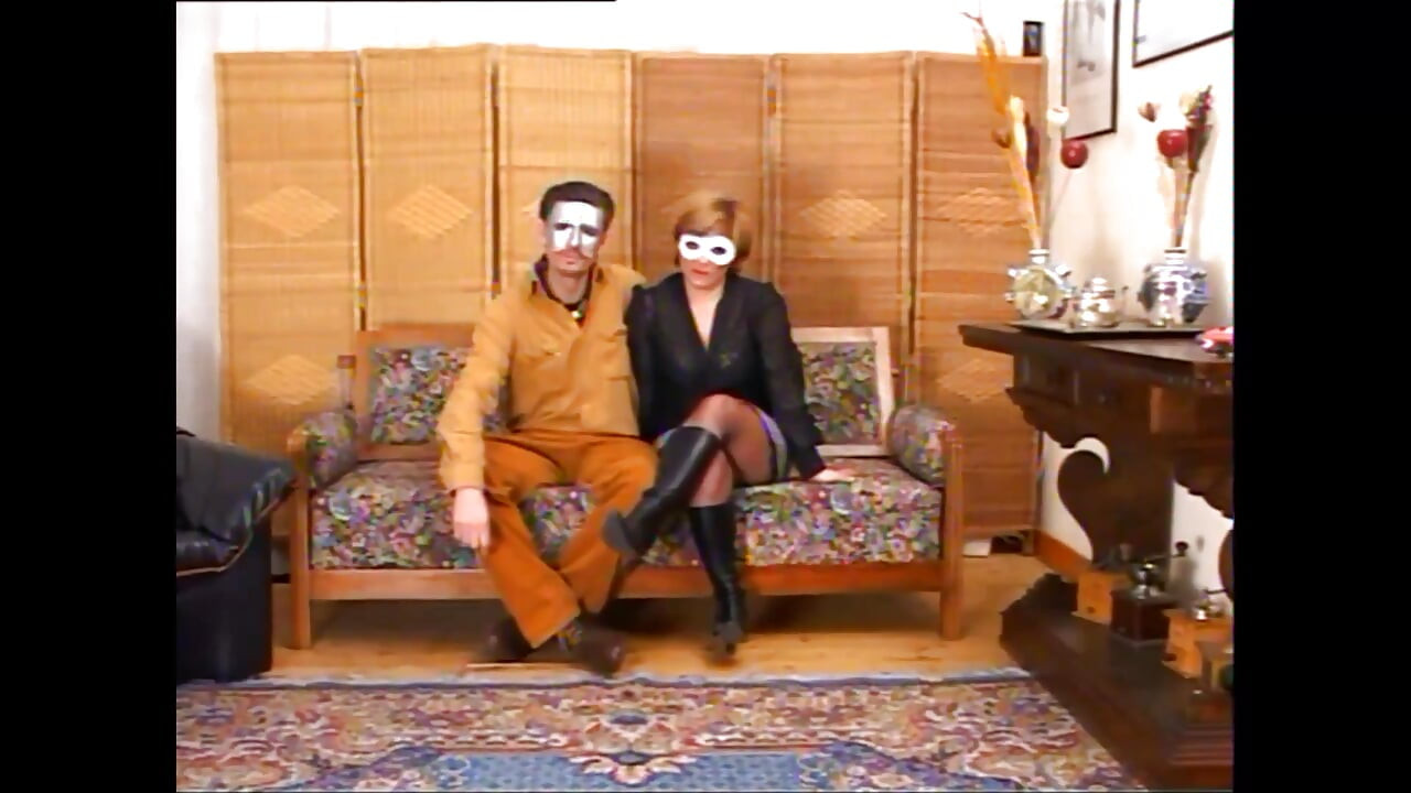 Busty Masked MILF Fucked and Cummed on Hairy Pussy by Huge Amateur Cock