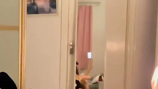 Kelinci playboy Asia lulu wild dientot sama cowok kulit putih kontol besar