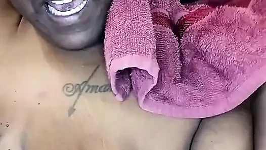 Shower Live