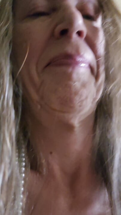 Goode Girl Chupa Y Folla La Polla De Mi Esposo