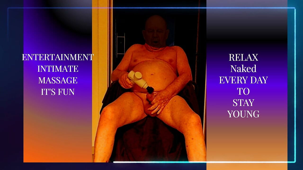 Top-notch entertainment involving a penis and a body massage
