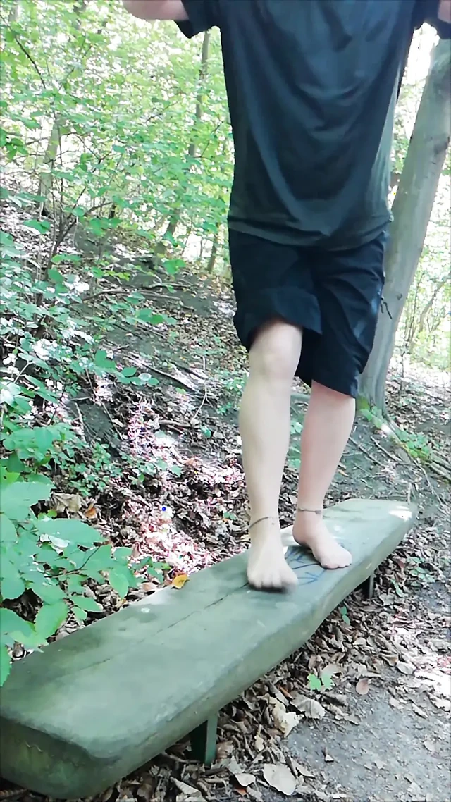 Nylon Fetish Break on the Seilbahnberg