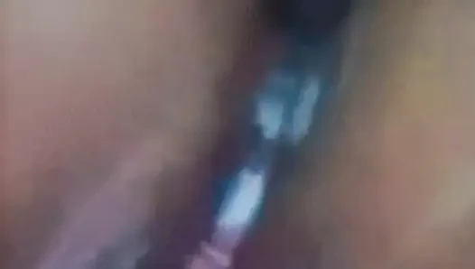 Pecinta kontol besar muncrat beberapa kali di dalam erangan, multi-orgasme istri cuckold.