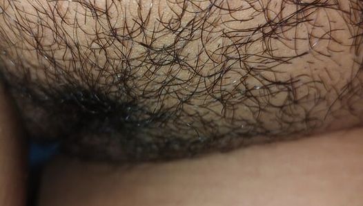 Close-up poesje neuken sperma laten vallen ng de camera