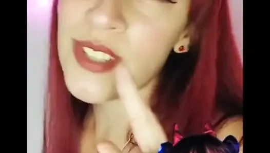 Shyyfxx bu kısa yarağı onun isteği üzerine humiled! 31 talimatı kadın egemenliği