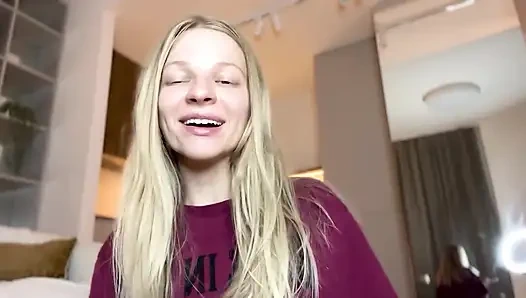 Si cewek dominan ini pengen kamu mainin peran asmr dengan intens