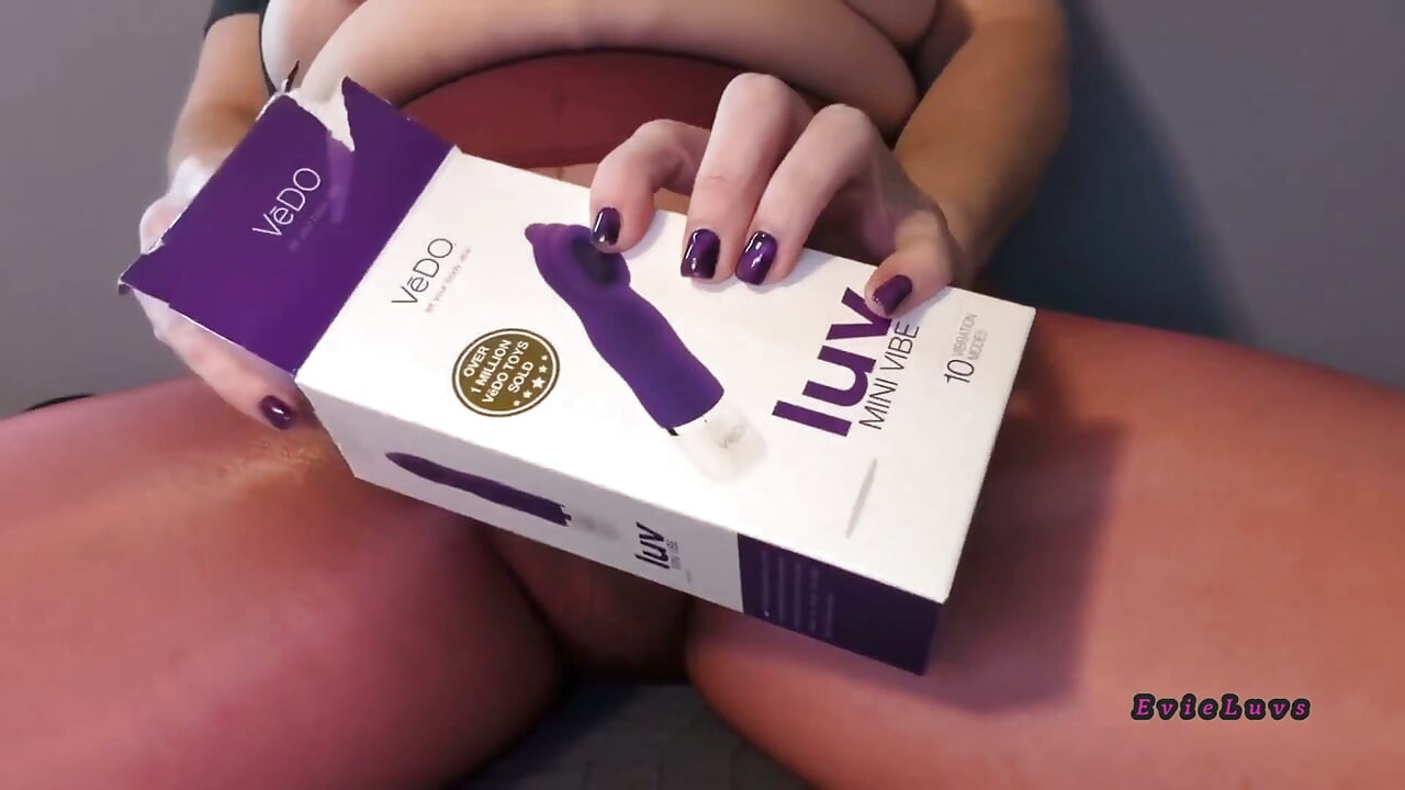 Evie's New Sex Toys