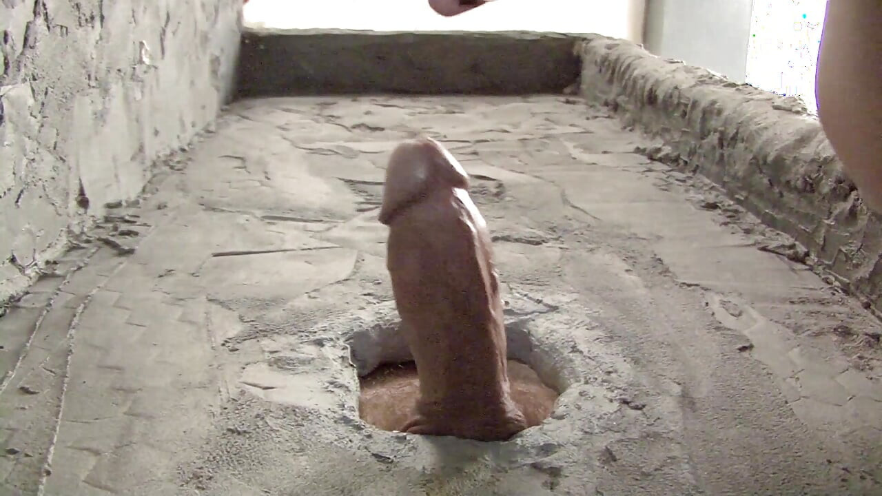 Gej jebanje kroz gloryhole s 3 kurca pune usta guzicu poplavom sperme