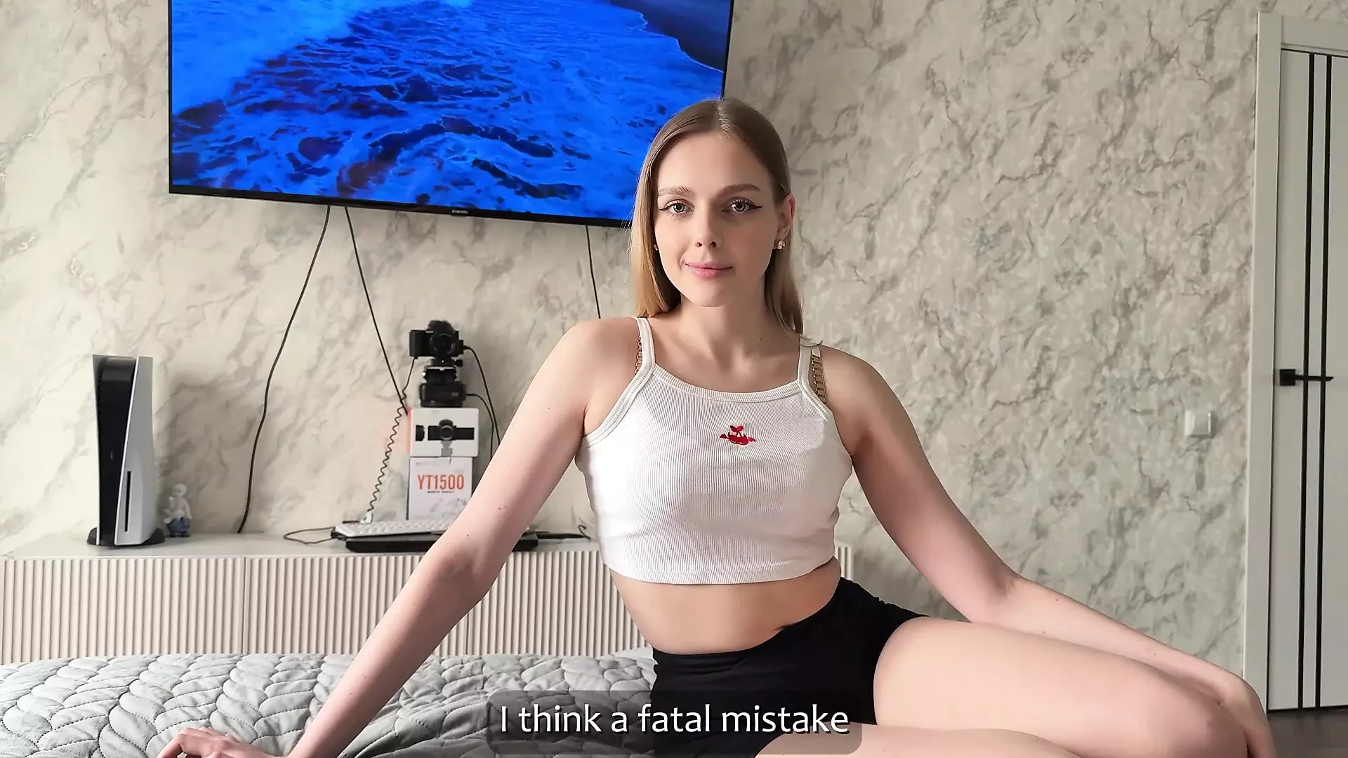 KÁRTYÁZNI EGY BARÁTTAL A DESIRE-ON KEMÉNY SZEXET EREDMÉNYEZETT