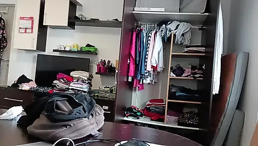Amateur Woman Has Fun Trying on Clothes and Cutting Them
