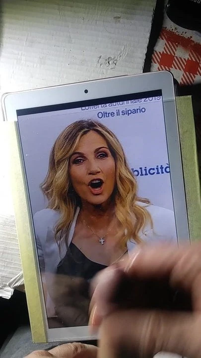 Tribute lorella cuccarini