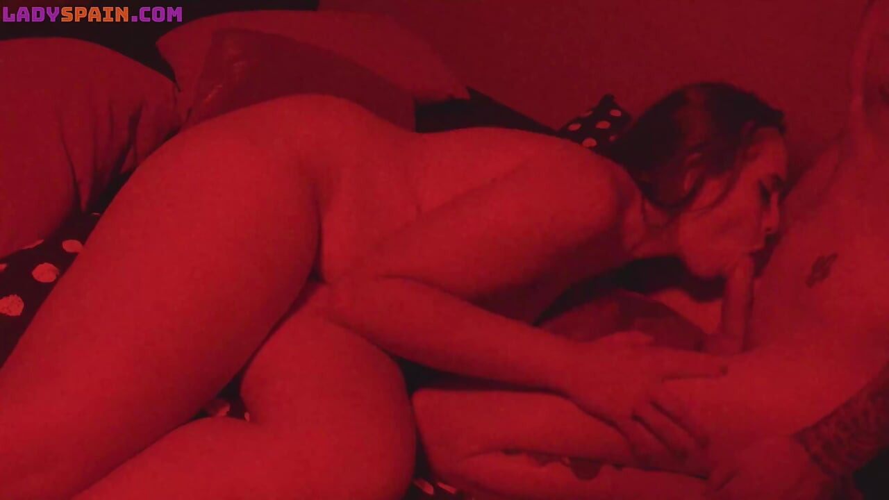 Busty Curvy Girl Tied up Gets Fucked Standing up at a Swingers Club. She Sucks Two Cocks at Once From Strangers