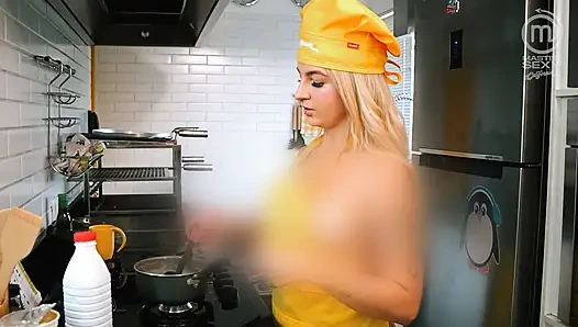 Heiße lesbische Latinas kochen – Teil 2 – SFW