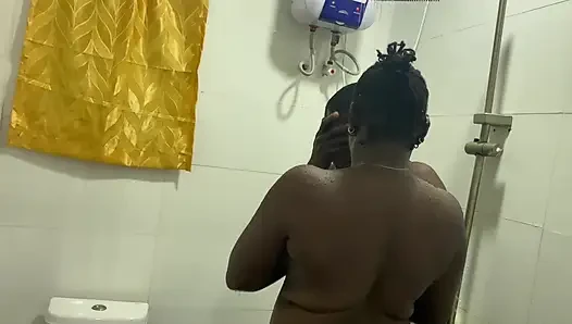 YENI EVLI ÇIFTIN ILK SEKS GECESI