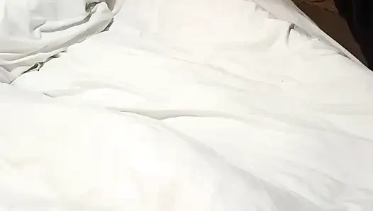 Bagian 1 - seks luar ruangan desi dengan gadis asing di hutan.