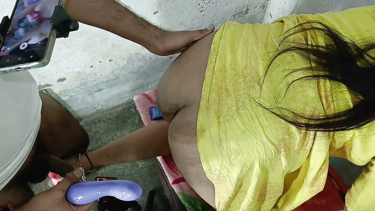 Double dildo in ass to fuck big ass Hindi audio doggy style anal