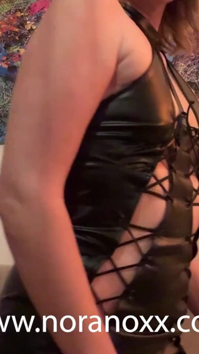 Which adult - BDSM, or Kinky Party is right for me? | Clip 1