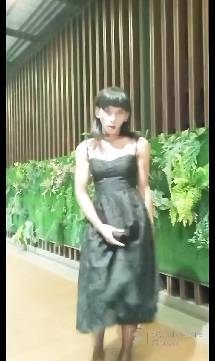 Wear a Pretty Dress Outdoors and Cum