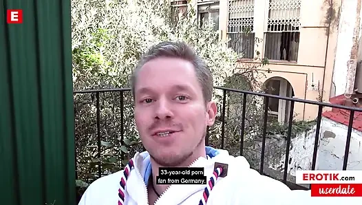 Sıska sarışın Nesty yarağa ihtiyacı olan pis küçük bir sürtük
