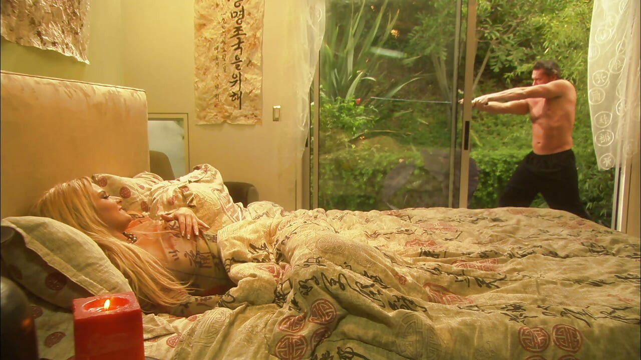Beautiful blonde babe loves morning sex