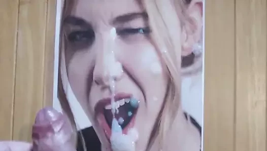 chloe moretz'e saygı duruşu