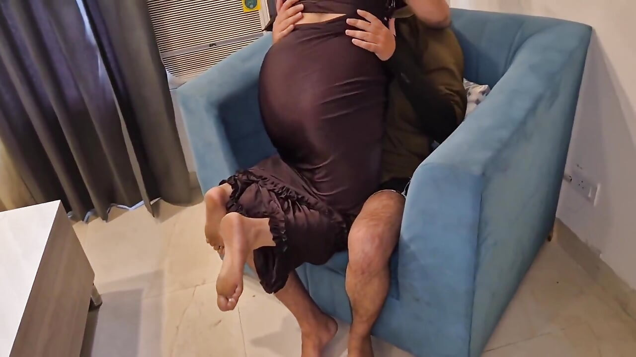 Indian Real Cuckold Wife Satisfy by Husband Friend