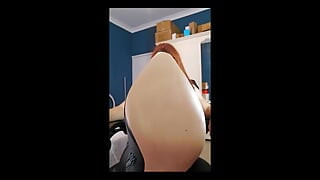 Anda mempunyai fetish untuk kulit, saya boleh beritahu..