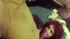 Chicas tetonas se aprovechan de la gran polla (vintage de los años 70)