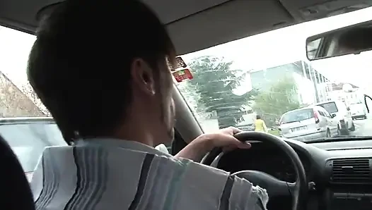 Ateşli kızıl saçlı götüne almayı seviyor