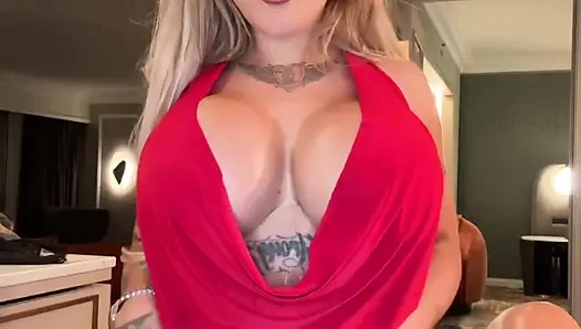 Kitana sexy rotes kleid, solo-masturbation