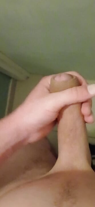Jerking off allone