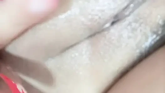 Vagina perawan saudara tiri, aku menggodanya dengan penisku yang besar dan ujungku
