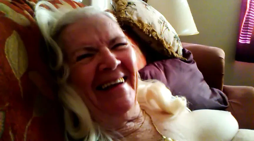 奶奶传播热老阴户剪辑