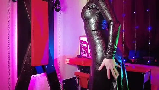 Dominatrix Eva Latex Femdom BDSM Mistress-fetischkleid High Heels Big Ass MILF Hot Rubber