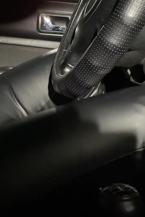 Gefangen in auto-masturbations-fantasie - lederhosen &panik