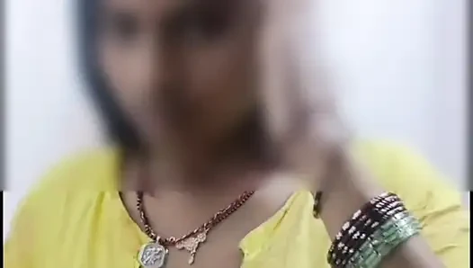 Lihat gimana susu ternyata gadis india dengan gaya susu yang berbeda